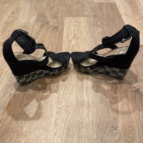 Black Wedges - Picture 4 of 6